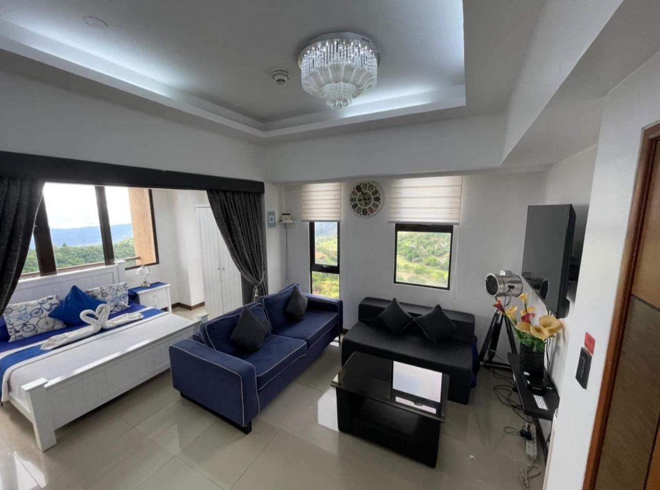 Апартаменты Splendido Tower 2 Ann'S Unit Тагайтай Экстерьер фото